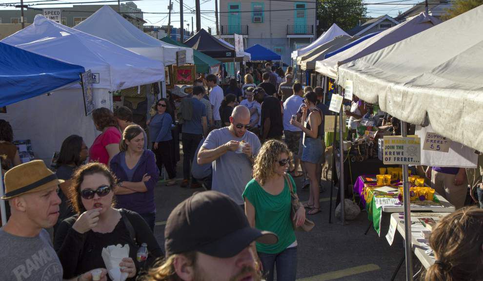 Holiday Market offers arts, crafts and tasty treats to Crescent City shoppers _lowres (copy)